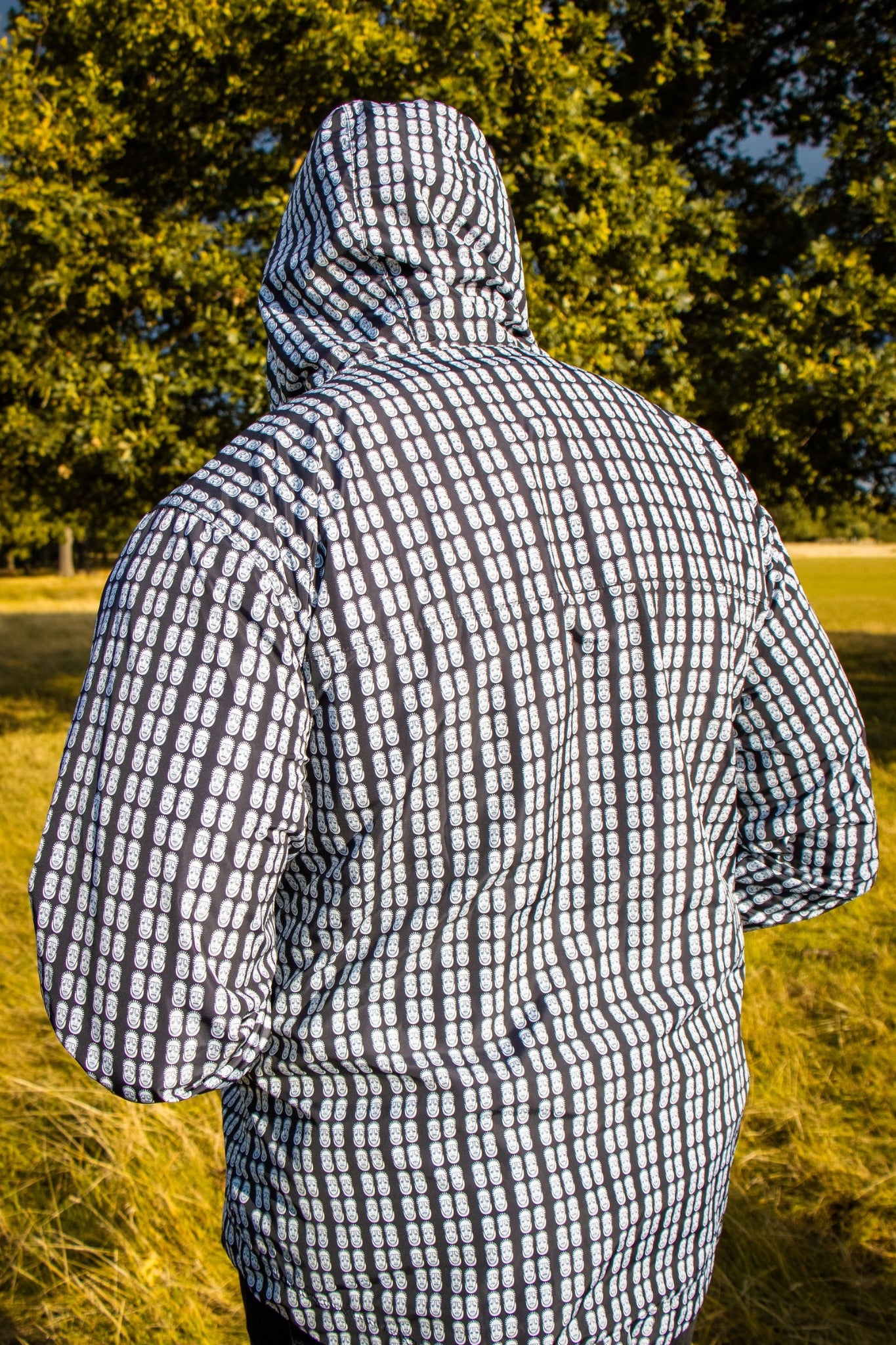Iyoba Windbreaker Water Resistant Lightweight Jacket